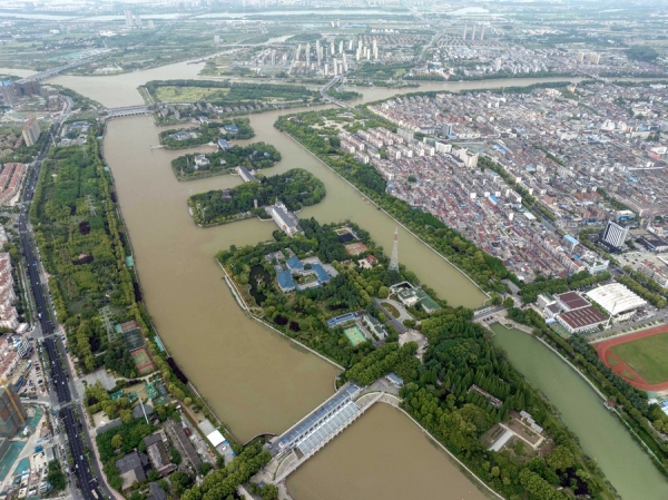 Власти Китая направили рабочие группы в провинции Цзянсу и Сычуань для руководства противопаводковыми мероприятиями
                                 
                                    Власти Китая направили рабочие группы в провинции Цзянсу и Сычуань для руководства противопаводковыми мероприятиями