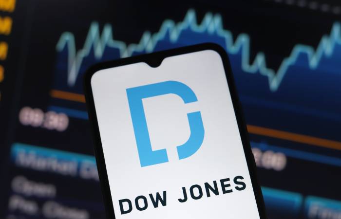 Dow Jones завершил торги в среду снижением, S&P 500 и Nasdaq выросли