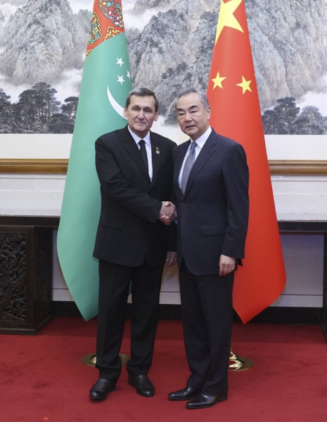 Ван И встретился с заместителем премьер-министра Туркменистана
                                 
                                    Ван И встретился с заместителем премьер-министра Туркменистана