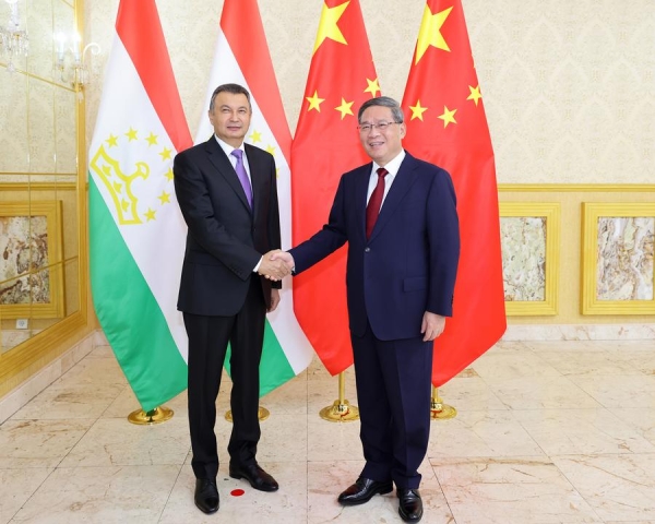 Китай готов сообща с Таджикистаном реализовывать выдвинутые китайской стороной инициативы /подробная версия/
Китай готов сообща с Таджикистаном реализовывать выдвинутые китайской стороной инициативы /подробная версия/