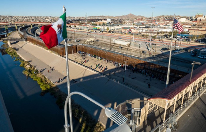 Власти США подчеркнули, что пошлины вводятся не против стран, а против наркобизнеса Власти США подчеркнули, что пошлины вводятся не против стран, а против наркобизнеса