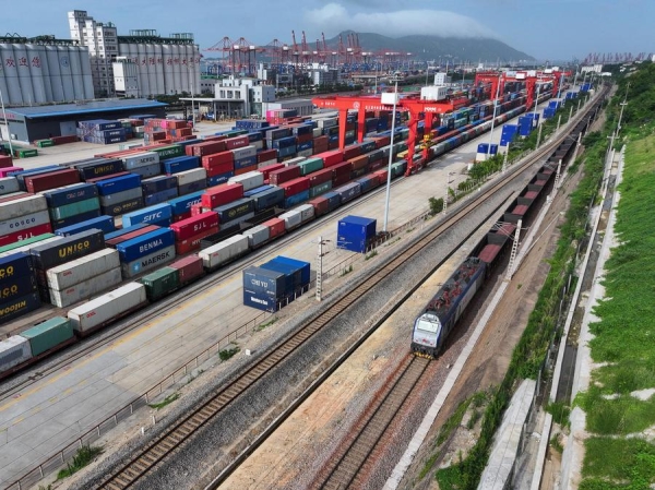 
                                    Китай и Казахстан являются стратегическими партнерами в рамках ШОС -- посол КНР в Казахстане
                                