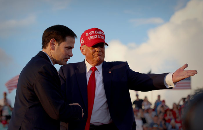 Трамп предложил кандидатов на ряд ключевых постов в своей будущей администрации Трамп предложил кандидатов на ряд ключевых постов в своей будущей администрации