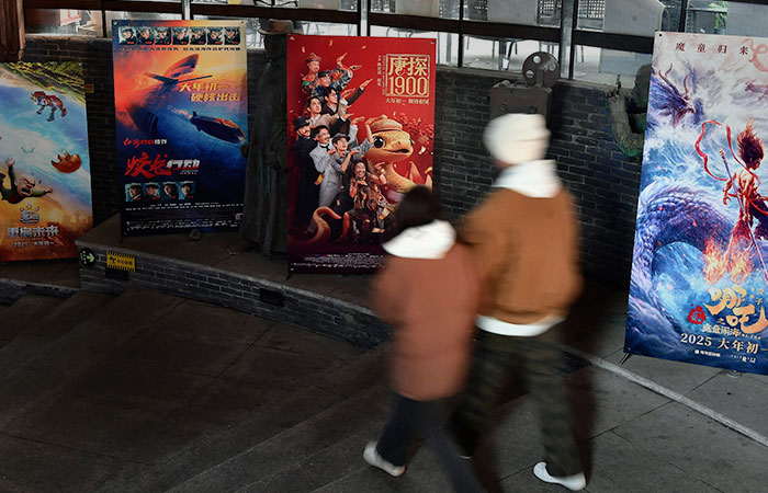 Китай сократит импорт голливудских фильмов Китай сократит импорт голливудских фильмов