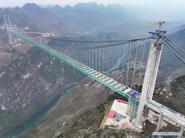 Успешно выполнено смыкание строящегося самого высокого в мире моста
Успешно выполнено смыкание строящегося самого высокого в мире моста