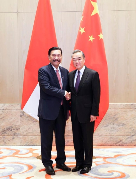 Китай и Индонезия провели встречу сопредседателей двустороннего механизма диалога и сотрудничества на высоком уровне
Китай и Индонезия провели встречу сопредседателей двустороннего механизма диалога и сотрудничества на высоком уровне