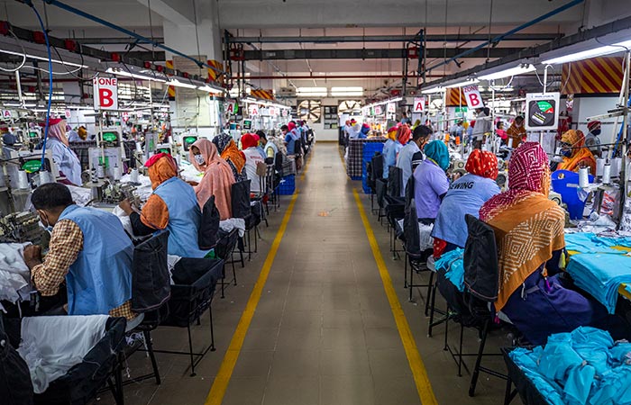 Трамп заявил, что введет пошлины в 25% на товары Индии Трамп заявил, что введет пошлины в 25% на товары Индии