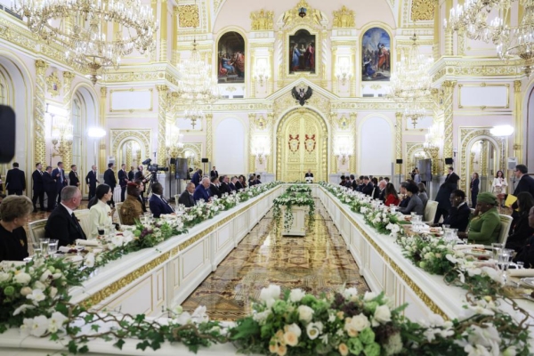 От мэра до мира. Как развивались события в графике Путина на неделе
