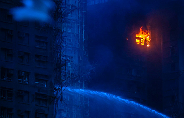 До 65 выросло число погибших при пожаре в жилом комплексе в Гонконге До 65 выросло число погибших при пожаре в жилом комплексе в Гонконге