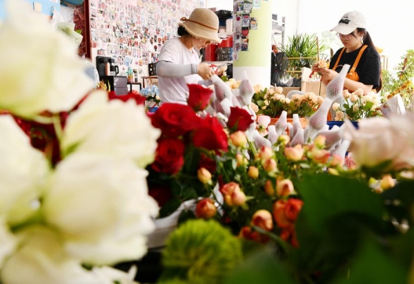 
                                    В китайский день влюбленных зафиксирован резкий рост продаж
                                