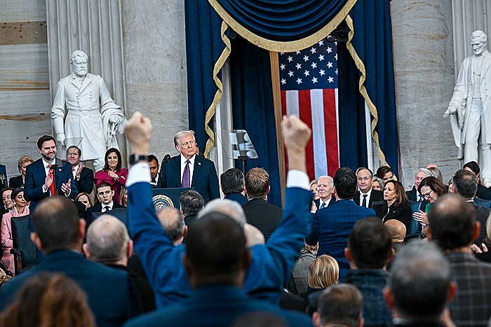 Трамп обещает вернуть США контроль над Панамским каналом Трамп обещает вернуть США контроль над Панамским каналом