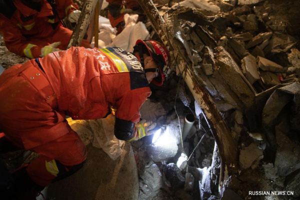 11 человек погибли в результате обрушения потолка в школьном спортзале на северо-востоке Китая
                                 
                                    11 человек погибли в результате обрушения потолка в школьном спортзале на северо-востоке Китая