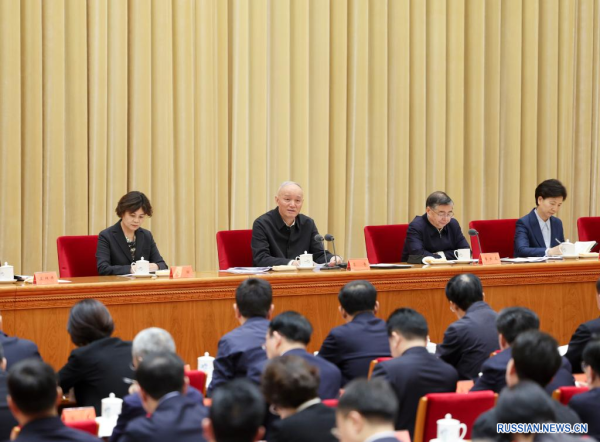 
                                    Высокопоставленный чиновник КПК призвал к изучению и реализации идей Си Цзиньпина о культуре 
                                