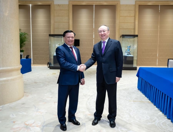 Секретари парткомов Пекина и Ханоя провели переговоры
Секретари парткомов Пекина и Ханоя провели переговоры