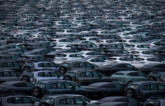 Еврокомиссия ввела пошлины на ввоз в ЕС китайских электромобилей Еврокомиссия ввела пошлины на ввоз в ЕС китайских электромобилей