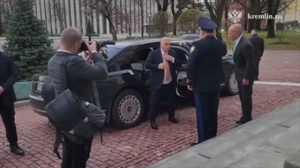 Орбан прибыл в Кремль на переговоры с Путиным