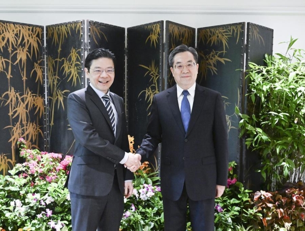 Китай намерен совместно с Сингапуром защищать экономическую глобализацию -- вице-премьер Госсовета КНР
Китай намерен совместно с Сингапуром защищать экономическую глобализацию -- вице-премьер Госсовета КНР