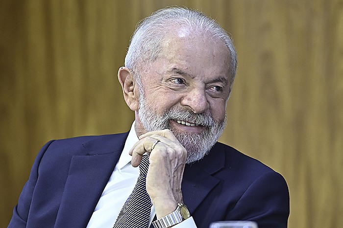 Лула да Силва сказал Путину, что готов содействовать украинскому урегулированию