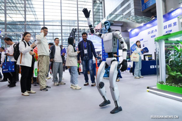 
                                    13-я Китайская ярмарка электронной информации открылась в Шэньчжэне
                                