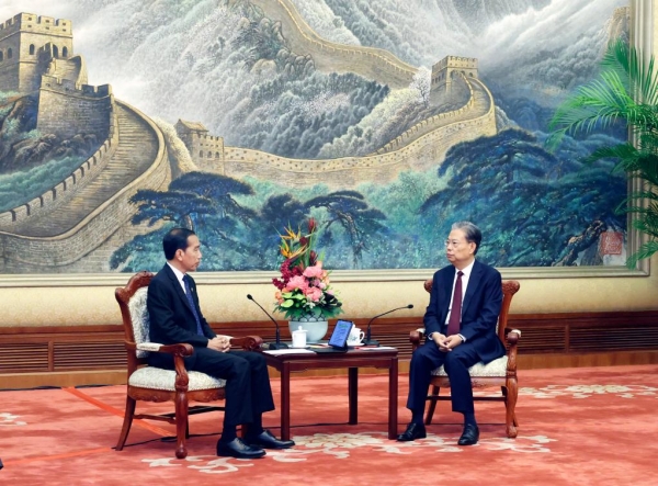 Председатель ПК ВСНП встретился с президентом Индонезии
Председатель ПК ВСНП встретился с президентом Индонезии