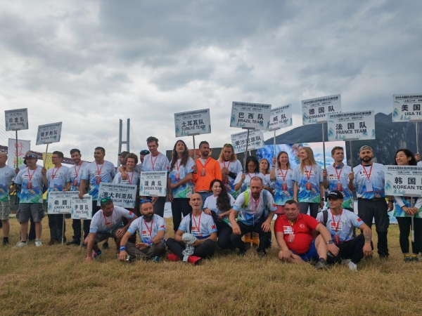 
                                    Турнир по экстремальным видам спорта стартовал в Китае на самом высоком мосту в мире
                                