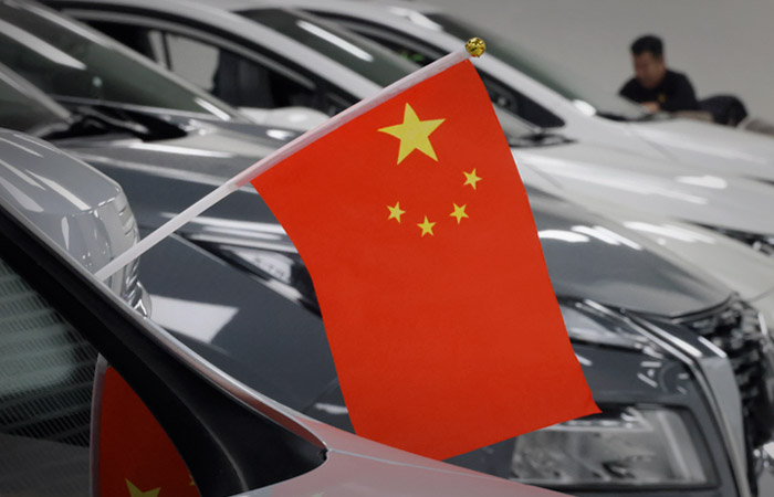 Экспорт легковых автомобилей из КНР в РФ в 2024 г. вырос до рекордных $15,2 млрд