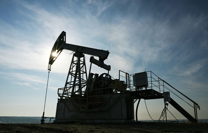 Нефть дорожает, но завершает неделю в минусе Нефть дорожает, но завершает неделю в минусе