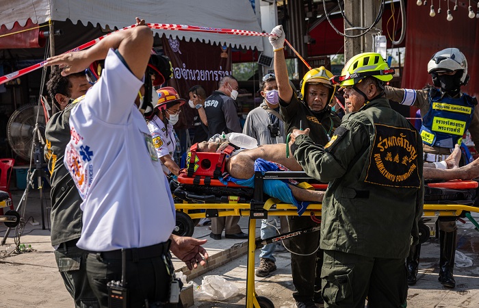 Число жертв землетрясения в Мьянме превысило 690 человек Число жертв землетрясения в Мьянме превысило 690 человек